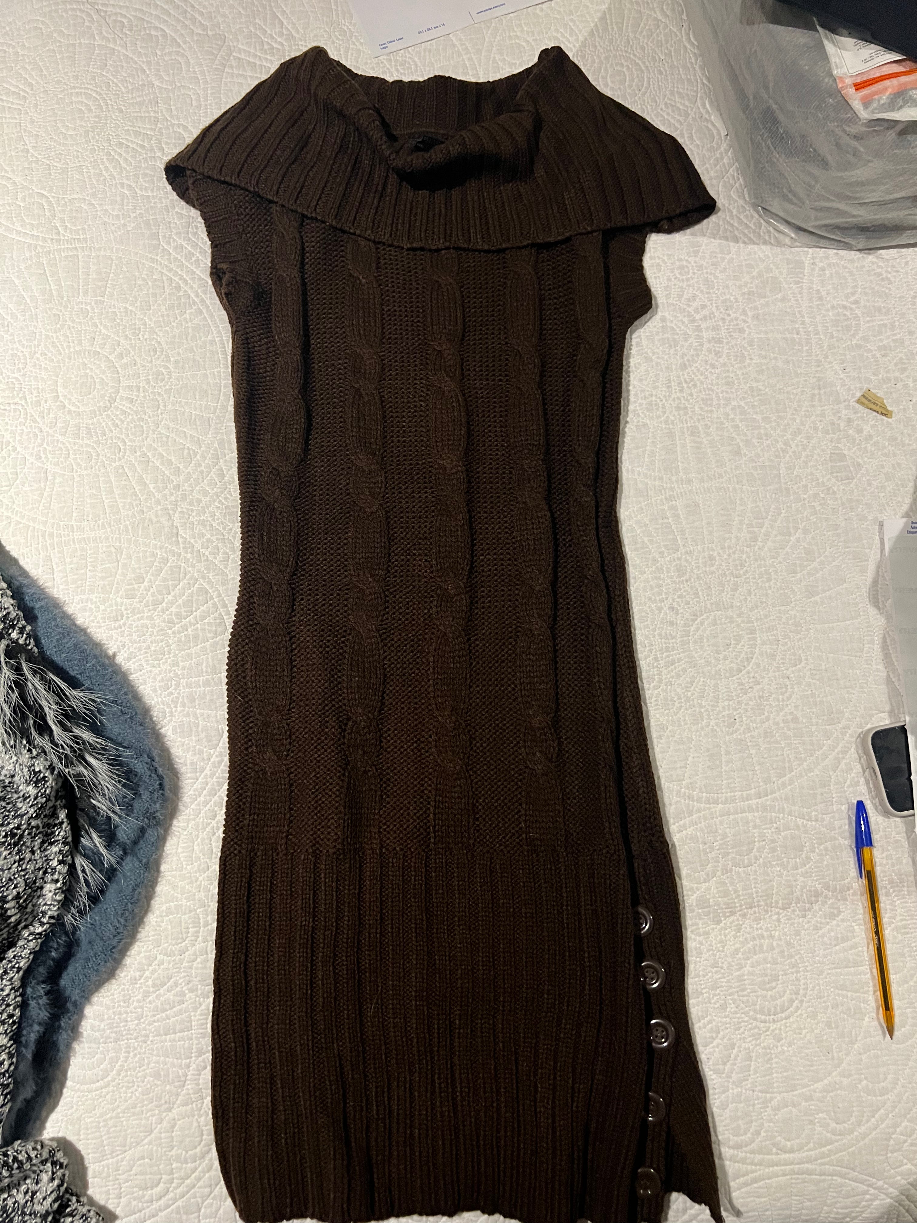 Brown knitted dress