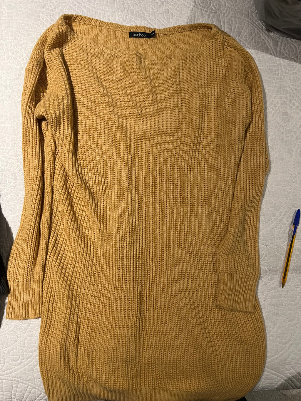 Yellow jumper
