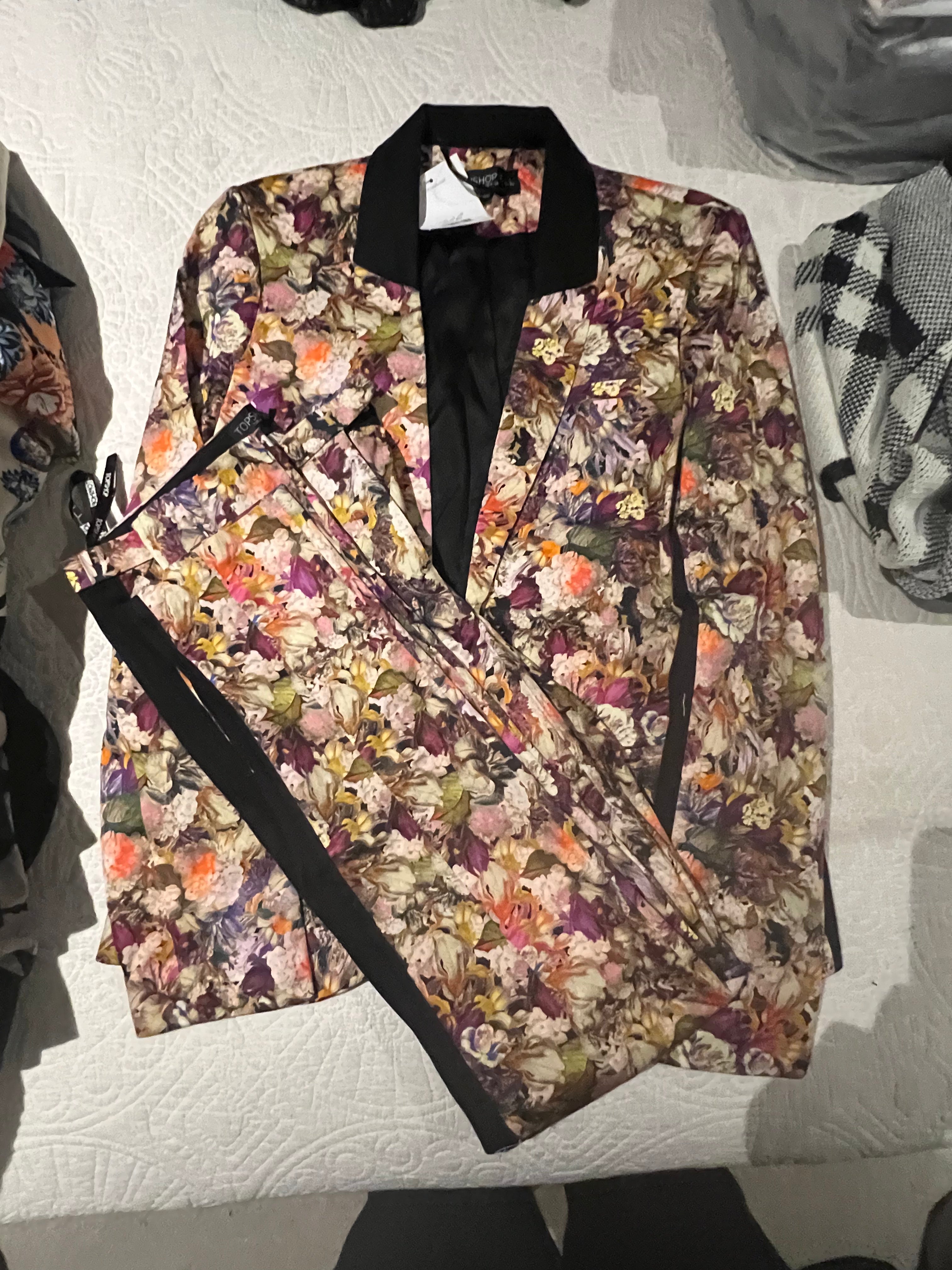 Flower print co ord / Jacket and trousers