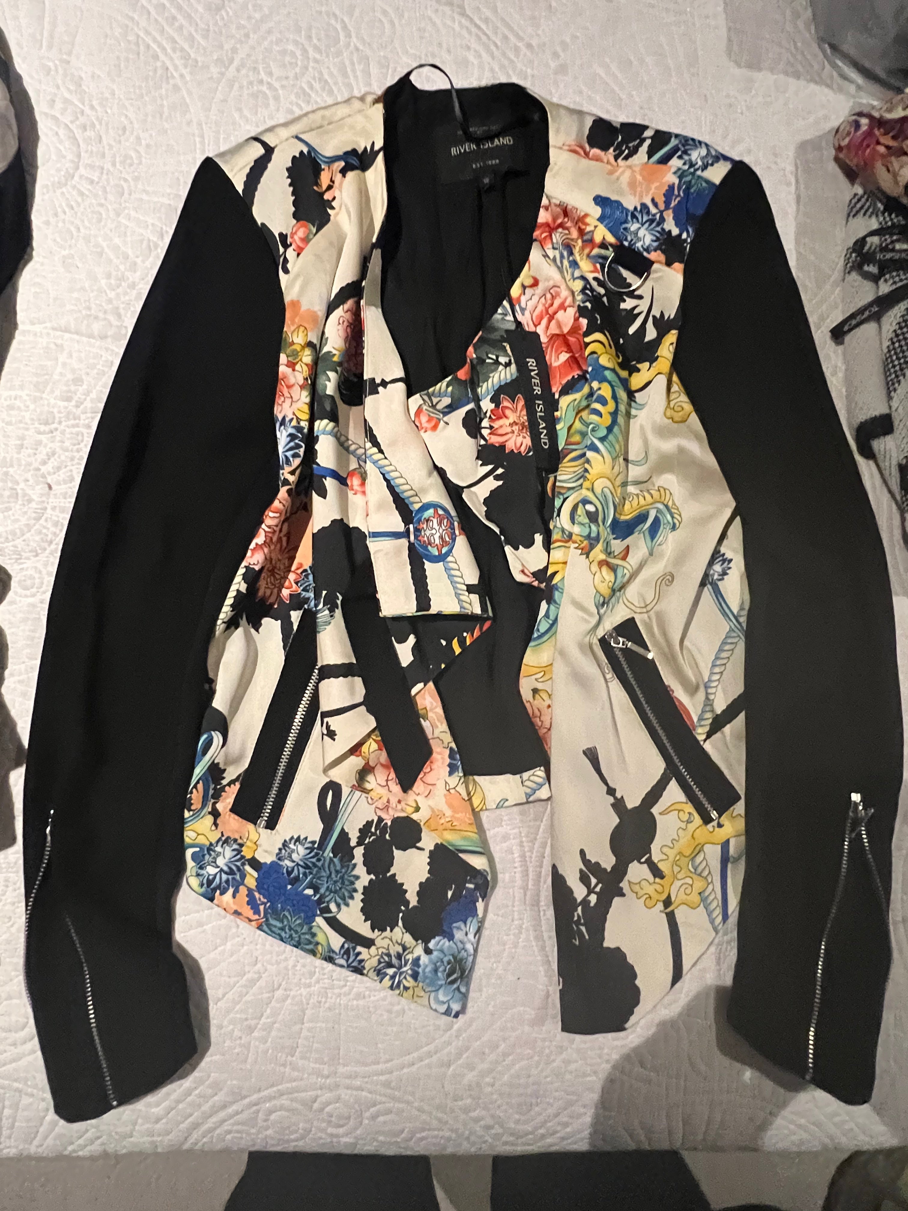 Graphic blazer
