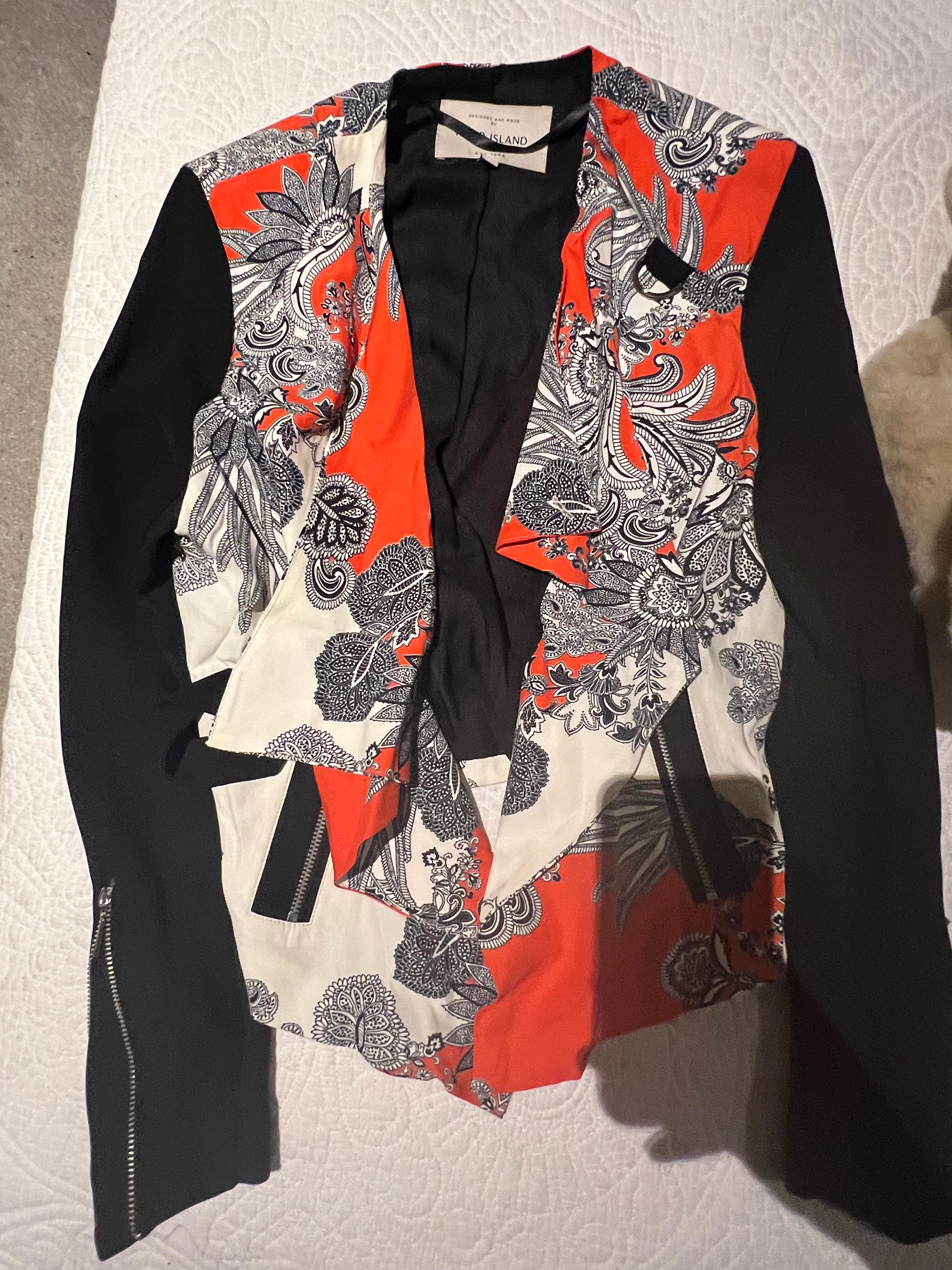 Graphic blazer