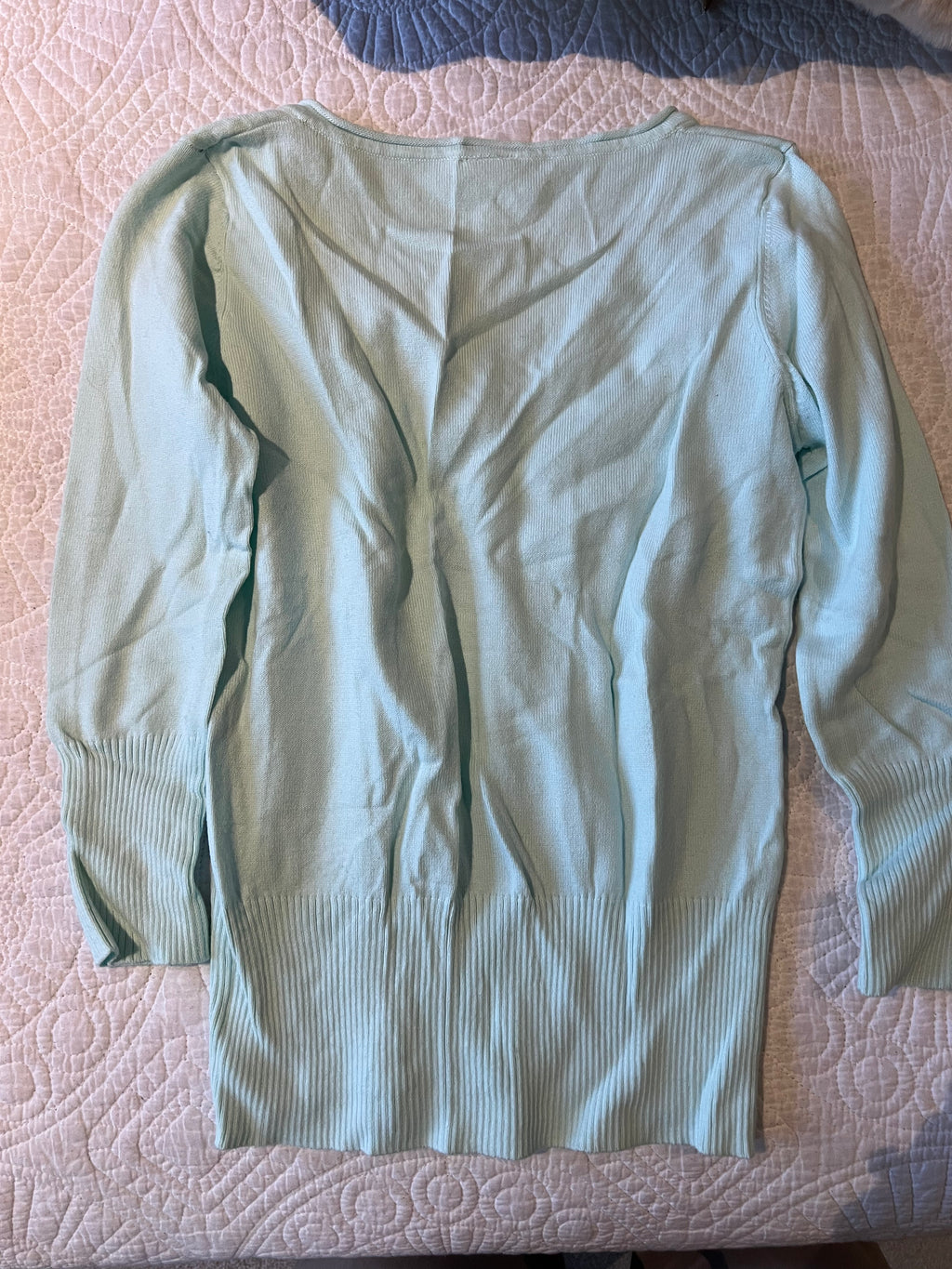 Long sleeve v neck top