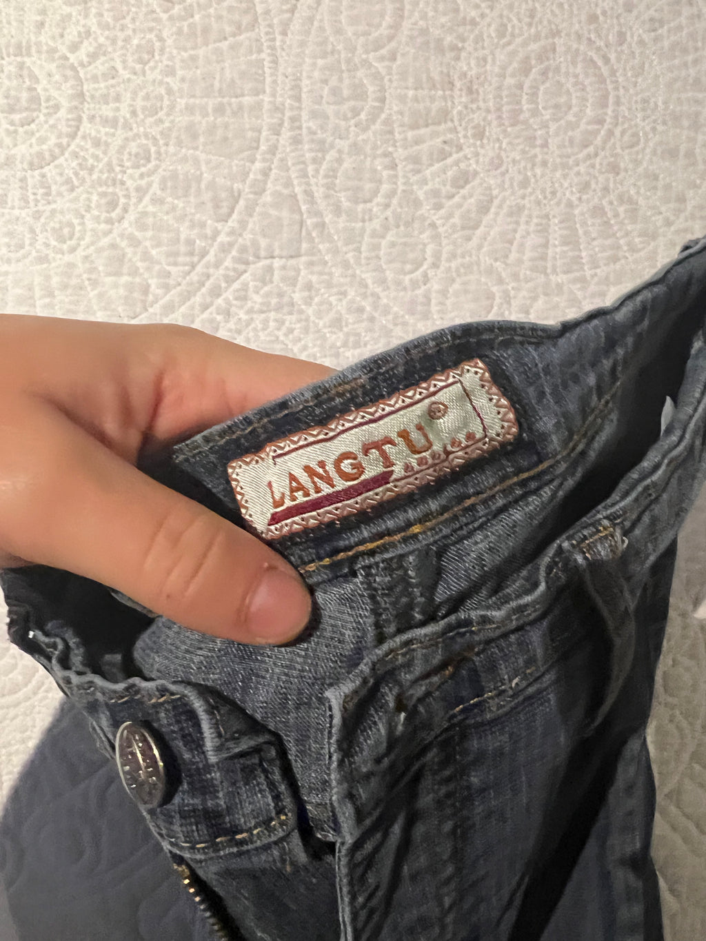 Stripped jeans