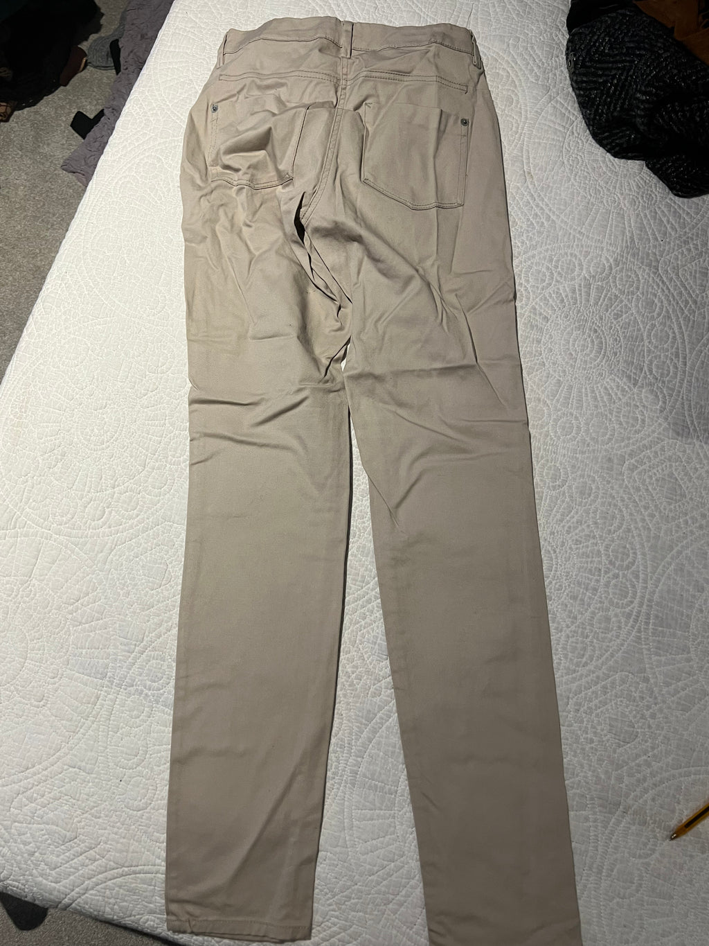 Beige skinny jeans