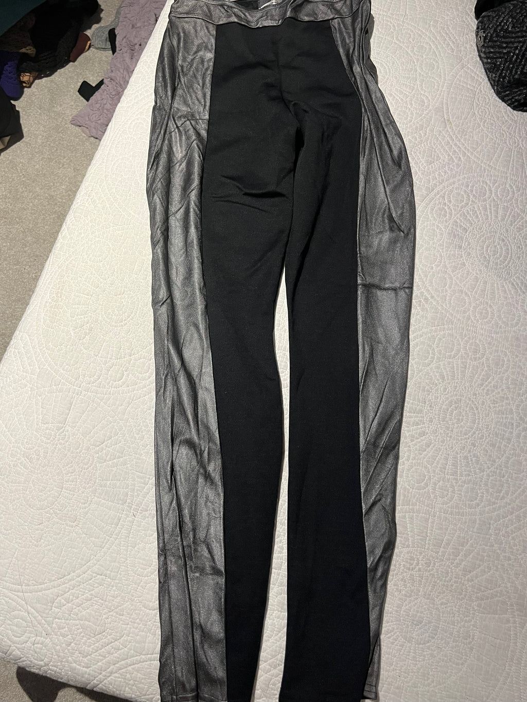 Black jeggings
