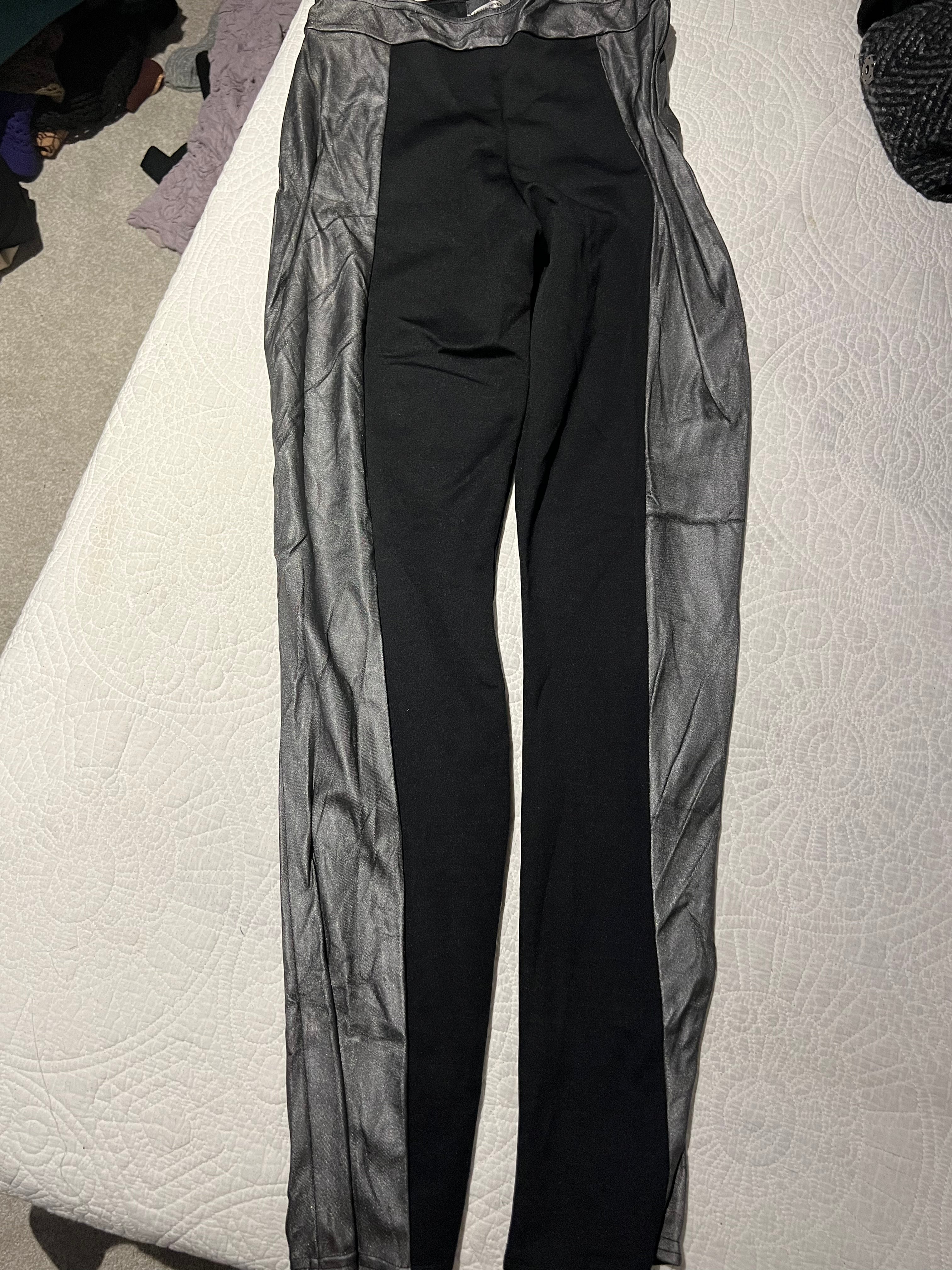 Black jeggings