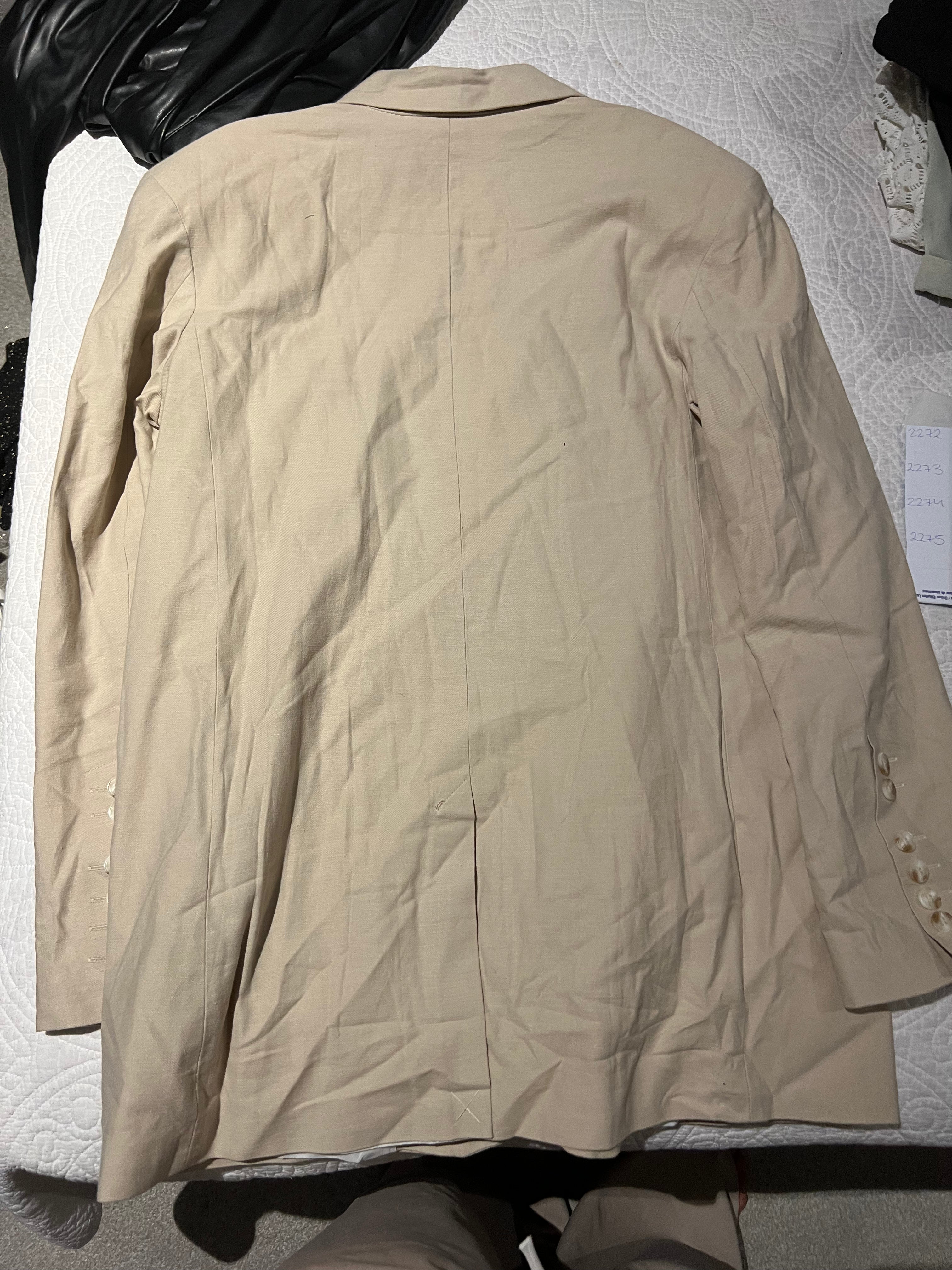 Beige blazer (Tall)