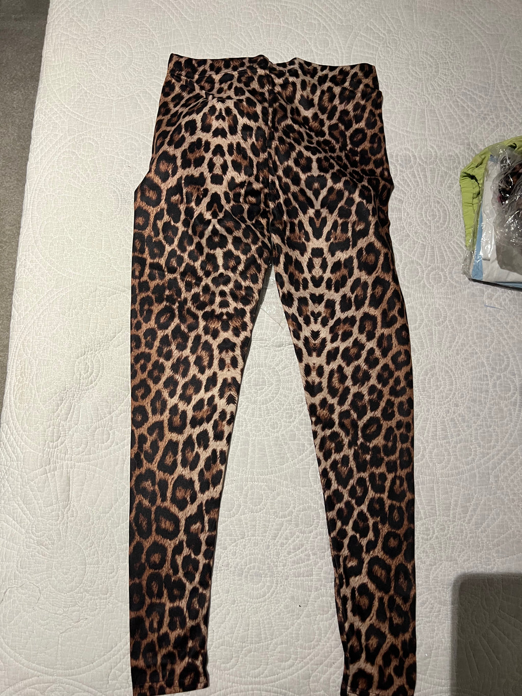 Leopard print leggings