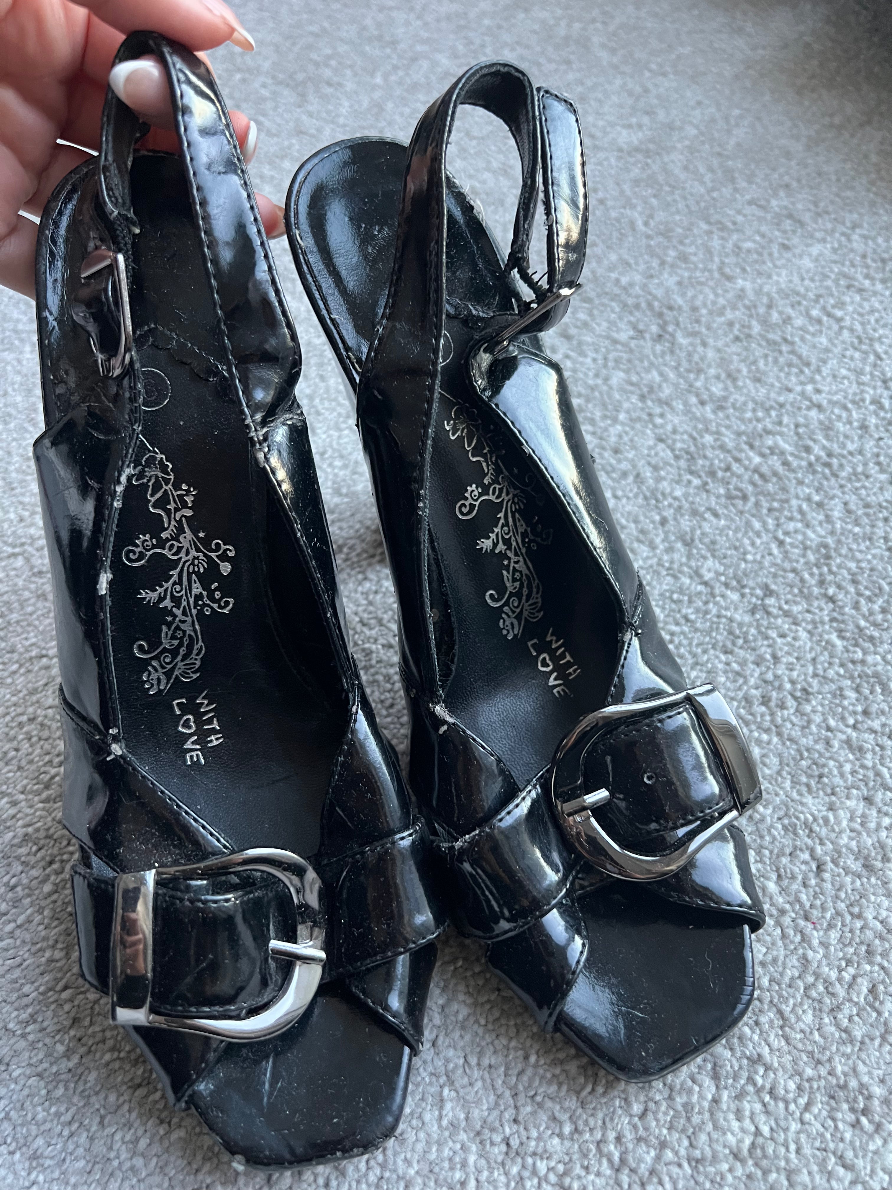 Black heels with buckle