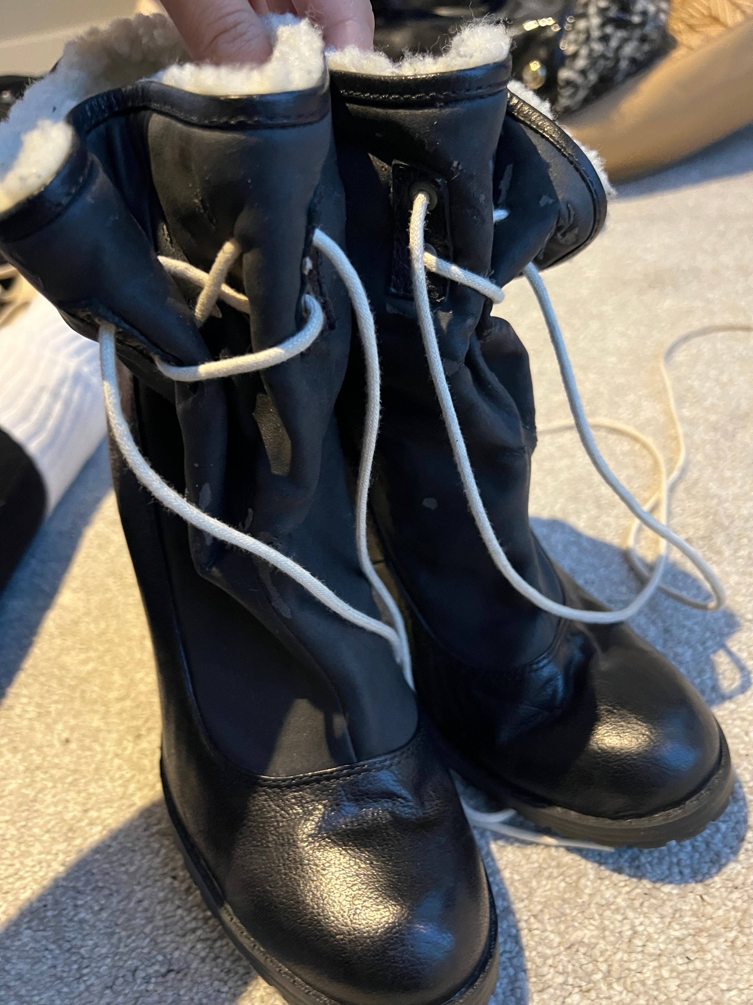 Black heel ankle boots