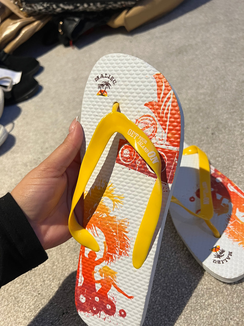 Malibu flip flops