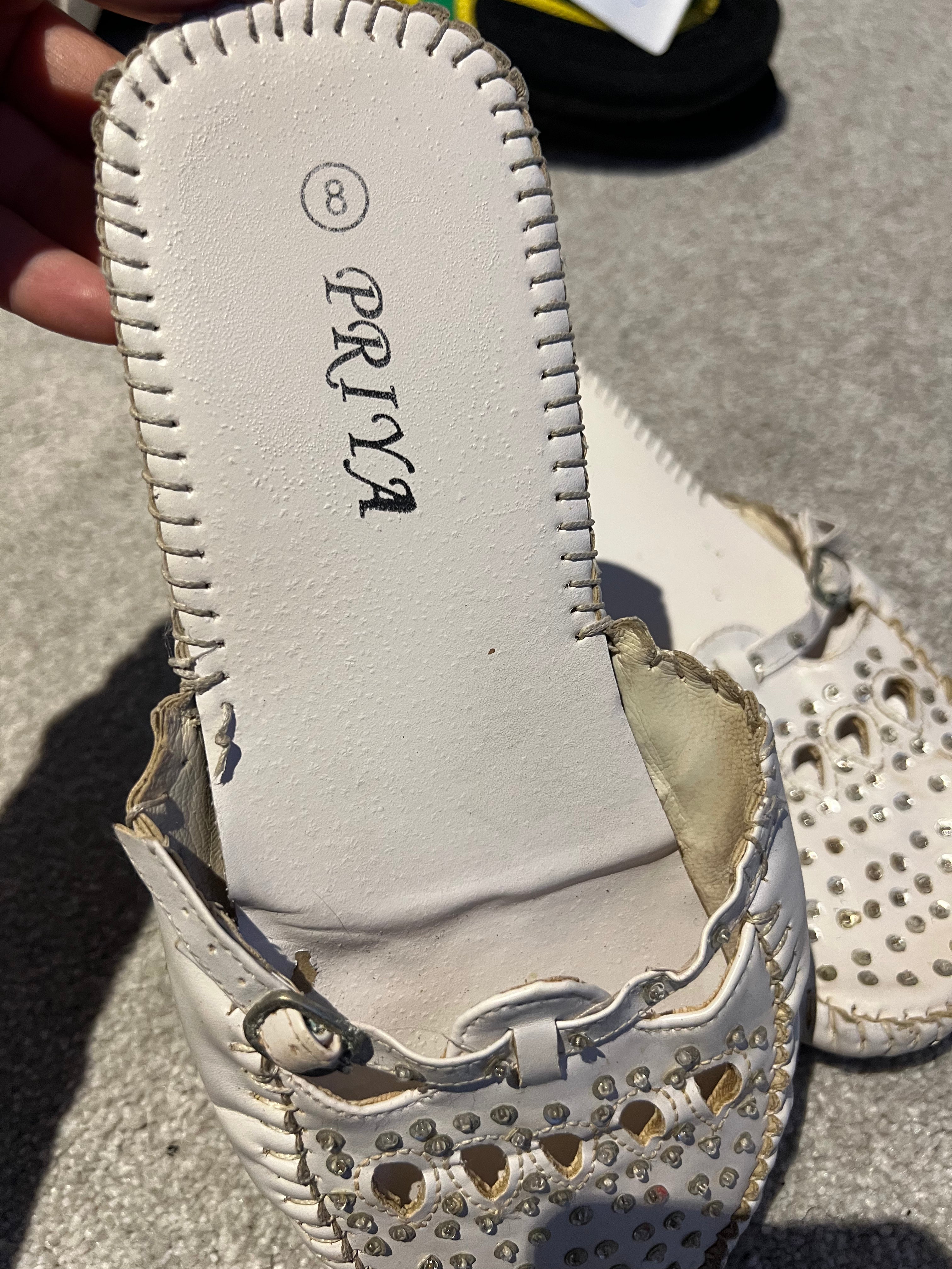 Cream diamonte flats