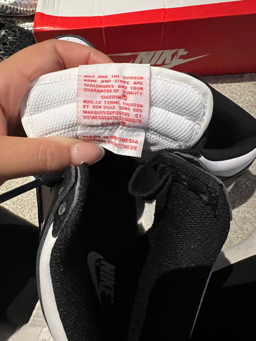 Black/white nike high top dunks