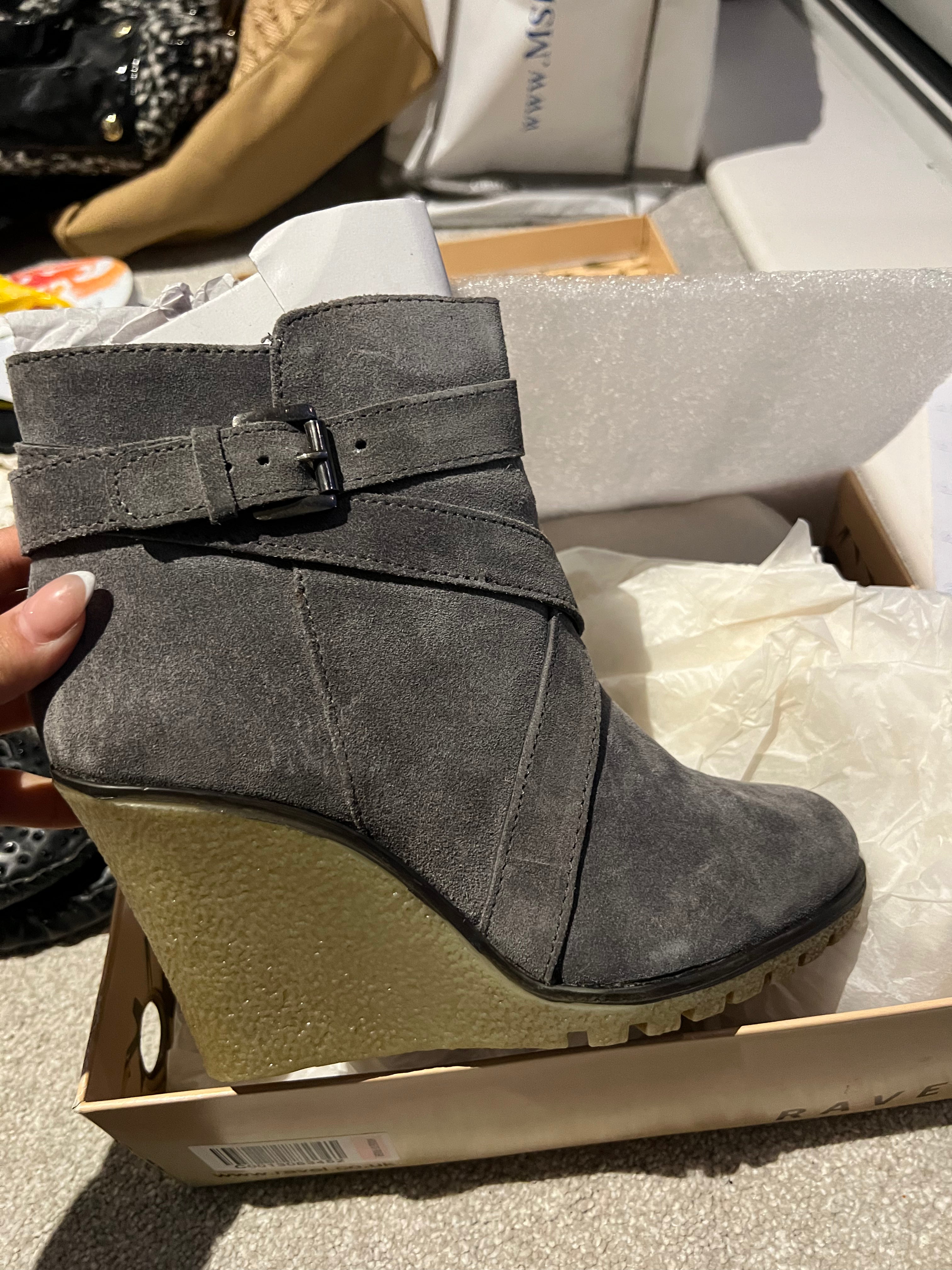 Grey wedge boots