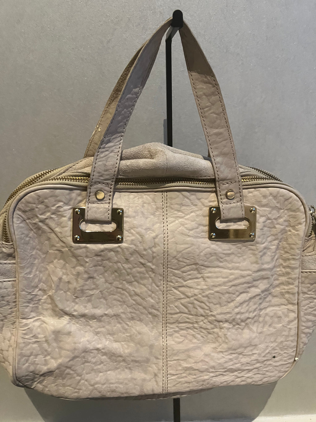 Cream bag with tassel
