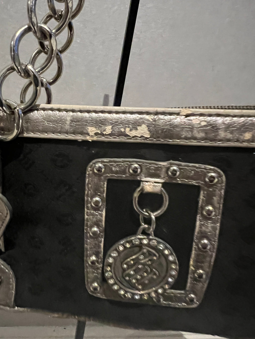 Roca Wear shoulder bag