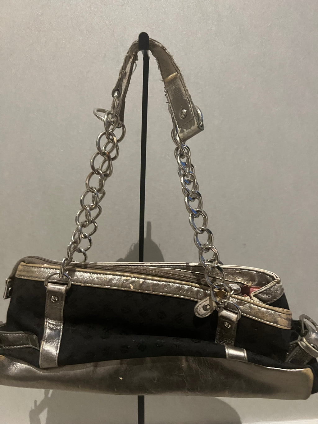 Roca Wear shoulder bag