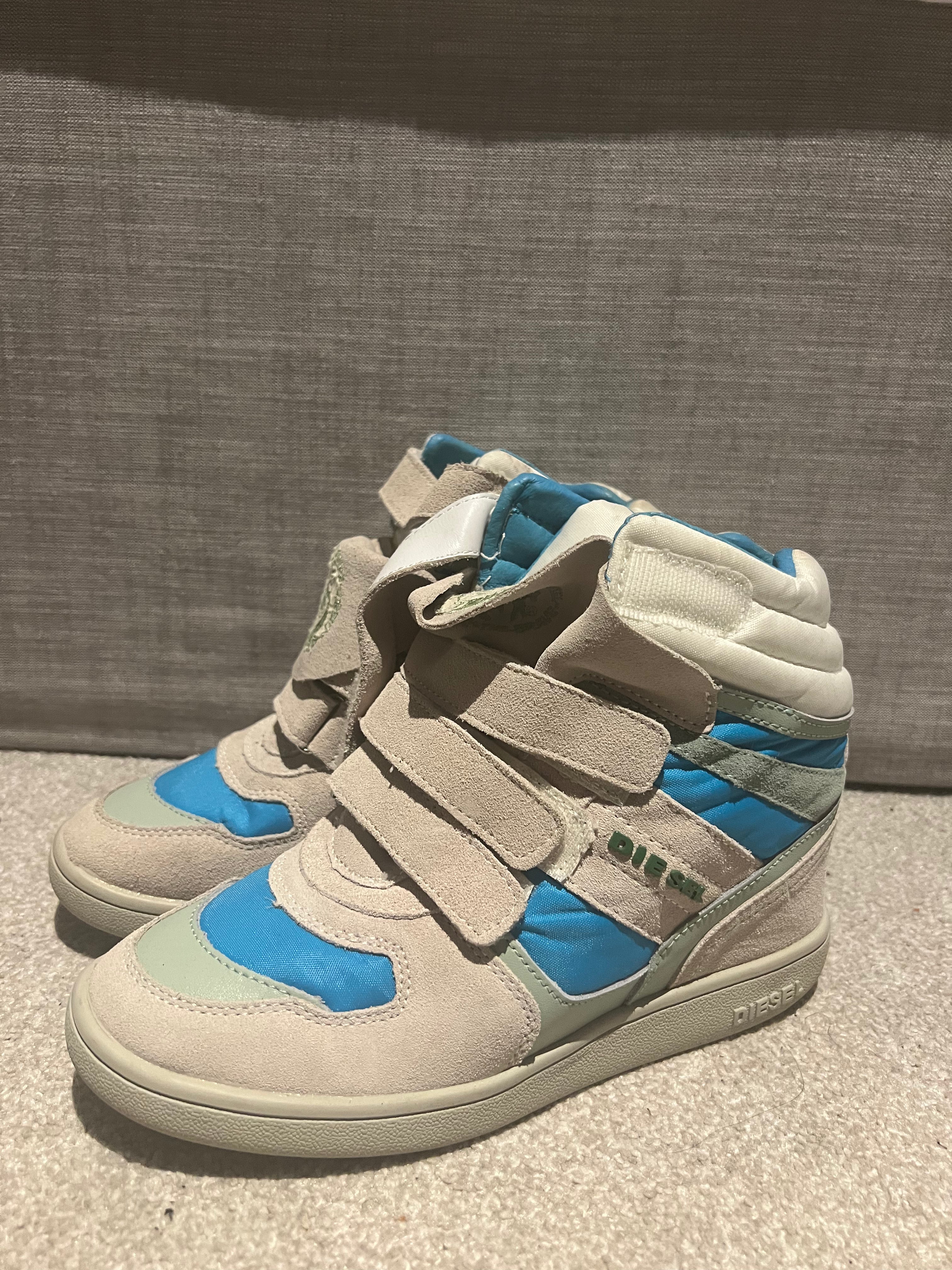 Cream/blue Diesel wedges