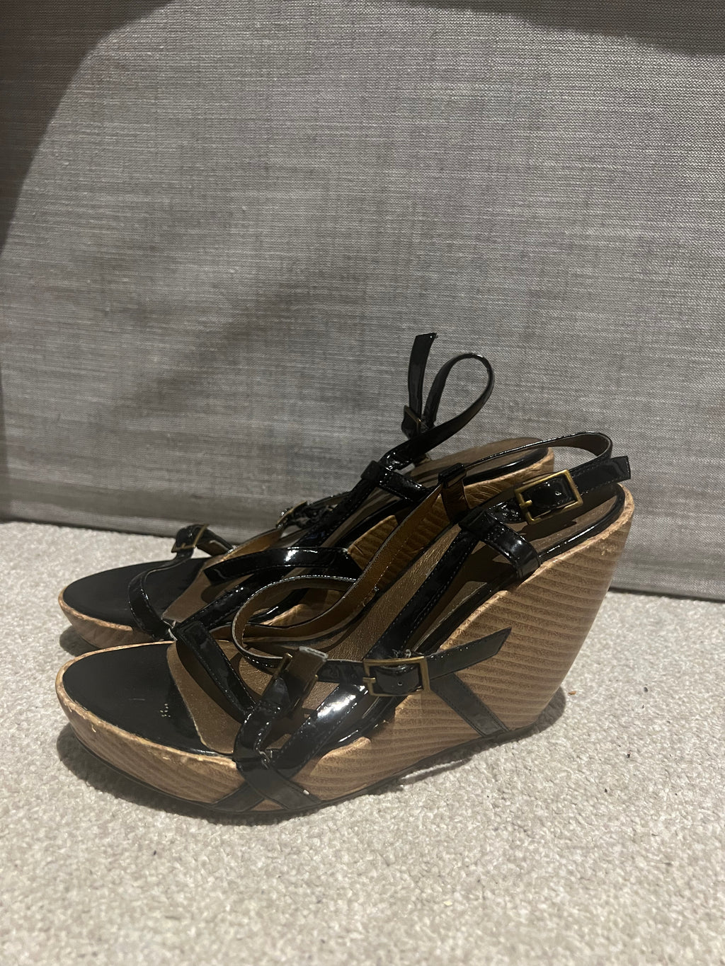 Black/gold heels