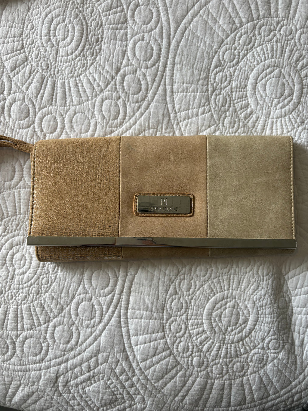Beige / Gold detail clutch bag with strap