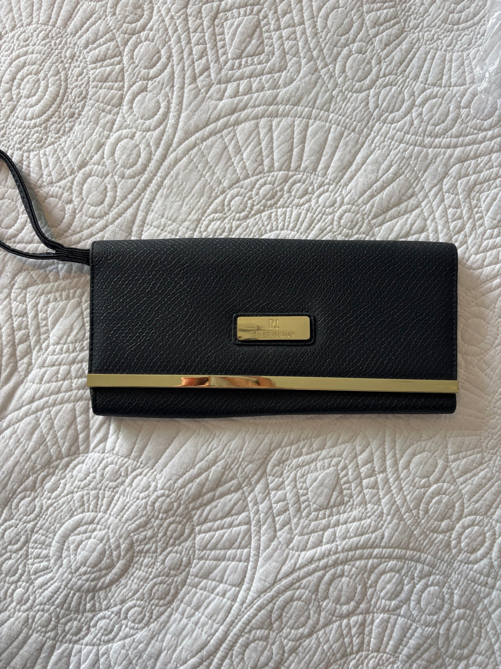 Black clutch bag with gold detail + Strap