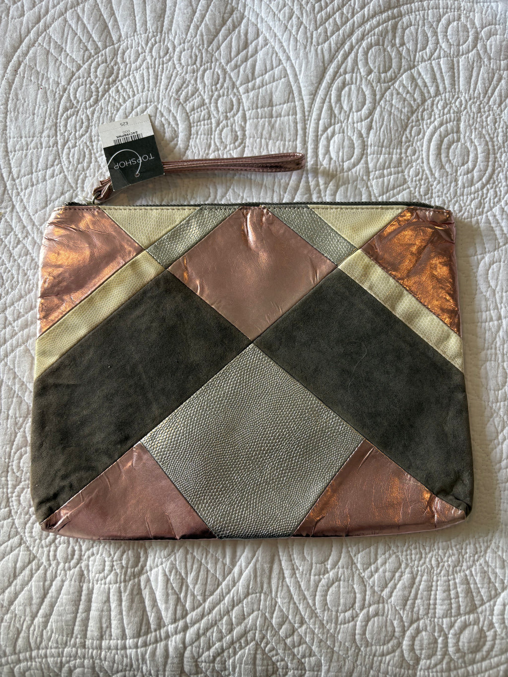 Multifabric clutch bag
