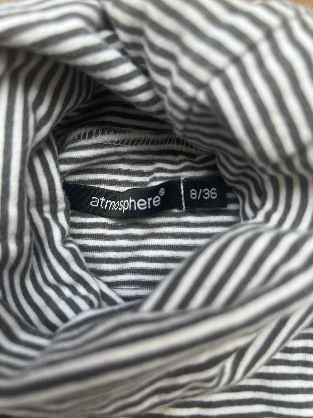 Black & white stripped turtle neck long sleeve top